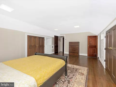 Bedroom - 17925 Barnesville Rd, Barnesville, MD 20838 photo 4 of 6
