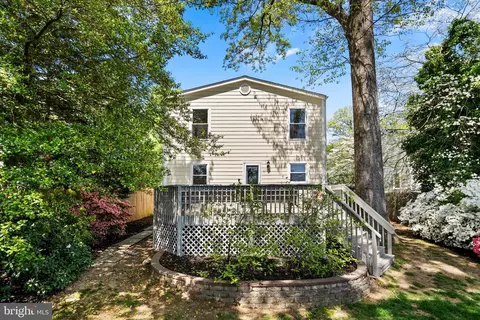 Exterior - 406 Whitestone Rd, Silver Spring, MD 20901 photo 5 of 10