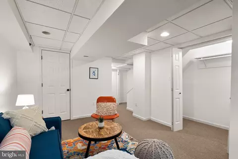 Living - 406 Whitestone Rd, Silver Spring, MD 20901 photo 5 of 5