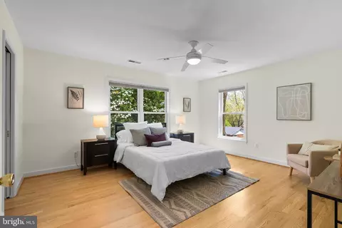Bedroom - 406 Whitestone Rd, Silver Spring, MD 20901 photo 7 of 9