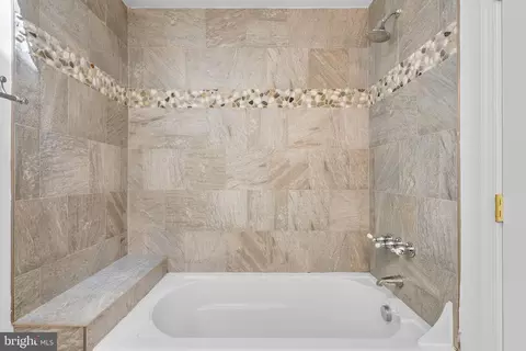 Bath - 406 Whitestone Rd, Silver Spring, MD 20901 photo 4 of 4