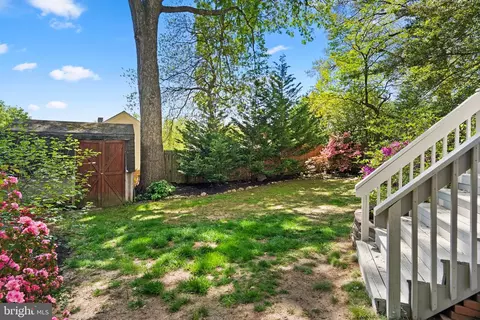 Exterior - 406 Whitestone Rd, Silver Spring, MD 20901 photo 4 of 10