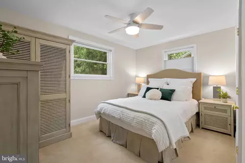 Bedroom - 405 Williamsburg Dr, Silver Spring, MD 20901 photo 5 of 6