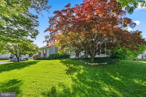 3301 Ashmore Ct, Olney, MD 20832 photo 3