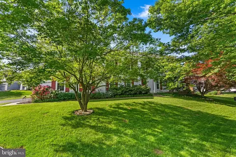 3301 Ashmore Ct, Olney, MD 20832 photo 2