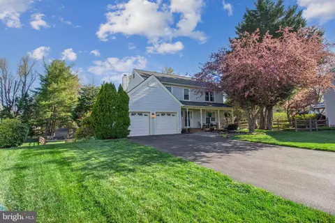 9717 Noble Ridge Ter, Gaithersburg, MD 20882