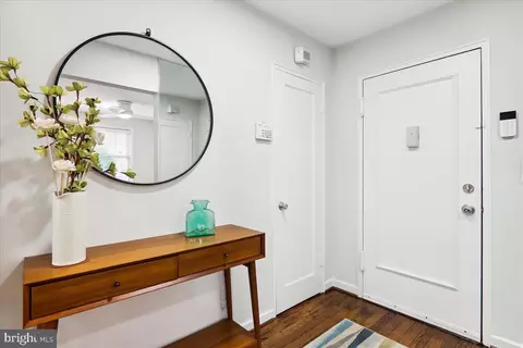 Entry Way - 2410 Colston Dr #103, Silver Spring, MD 20910 photo 3 of 4