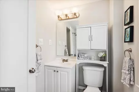 Bath - 2410 Colston Dr #103, Silver Spring, MD 20910 photo 1 of 3