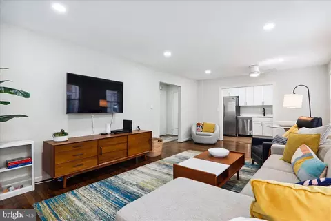 Living - 2410 Colston Dr #103, Silver Spring, MD 20910 photo 5 of 7