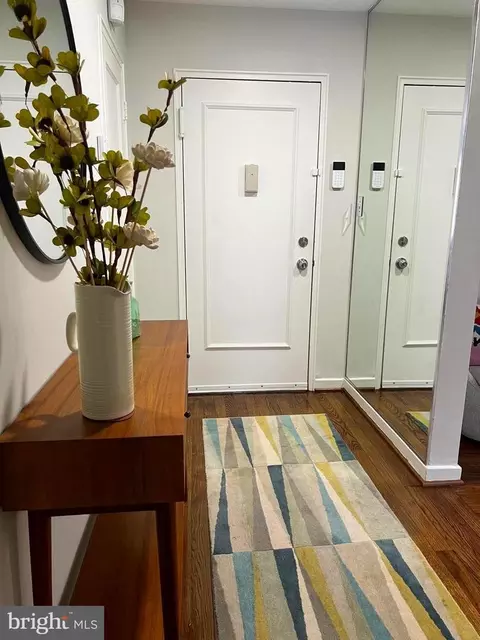 Entry Way - 2410 Colston Dr #103, Silver Spring, MD 20910 photo 2 of 4