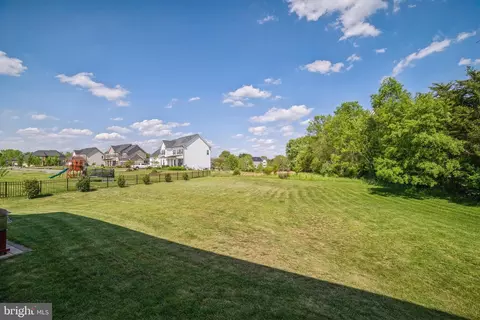 Exterior - 17029 Hughes Rd, Poolesville, MD 20837 photo 10 of 13