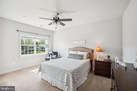 Bedroom - 17029 Hughes Rd, Poolesville, MD 20837 photo 6 of 10