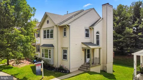 8462 Meadow Green Way, Gaithersburg, MD 20877