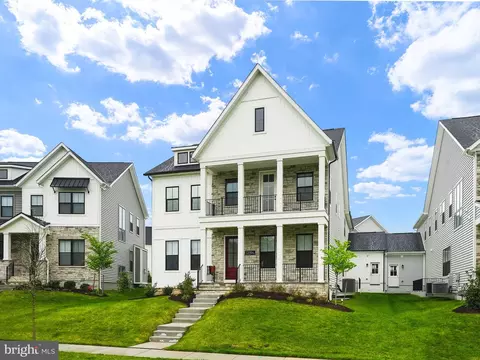 12394 Potomac Hunt Rd, North Potomac, MD 20878
