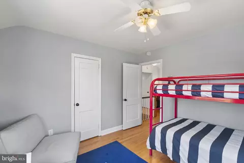 Bedroom - 10118 Greeley Ave, Silver Spring, MD 20902 photo 6 of 8