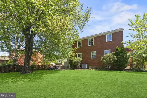 Exterior - 10118 Greeley Ave, Silver Spring, MD 20902 photo 3 of 5