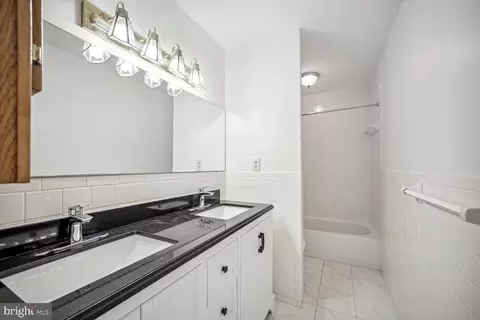 Bath - 14357 Rosetree Ct, Silver Spring, MD 20906 photo 4 of 4