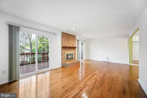 Living - 14357 Rosetree Ct, Silver Spring, MD 20906 photo 2 of 5