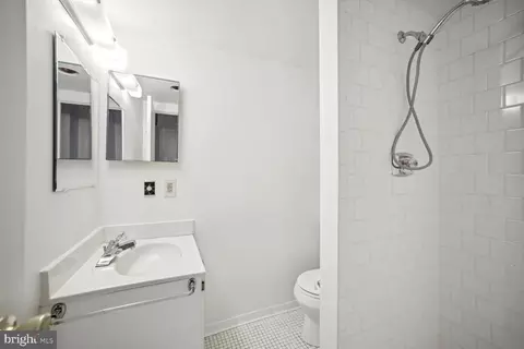 Bath - 14357 Rosetree Ct, Silver Spring, MD 20906 photo 2 of 4