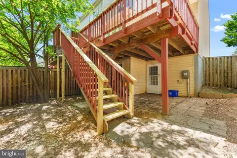 38 Drumcastle Ct, Germantown, MD 20876