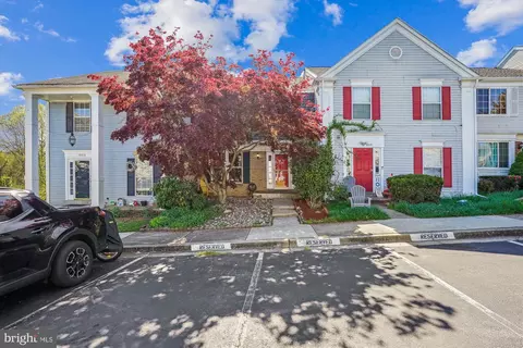 19512 Taverney Dr, Gaithersburg, MD 20879