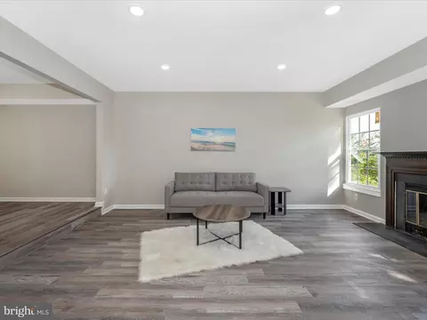 Living - 14539 Macbeth Dr #14539, Silver Spring, MD 20906 photo 1 of 6