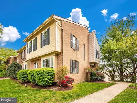 14539 Macbeth Dr #14539, Silver Spring, MD 20906