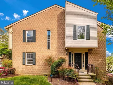 Exterior - 14539 Macbeth Dr #14539, Silver Spring, MD 20906 photo 13 of 15