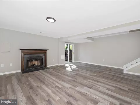 Living - 14539 Macbeth Dr #14539, Silver Spring, MD 20906 photo 6 of 6