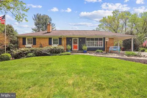 3924 Brooke Meadow Ln, Olney, MD 20832