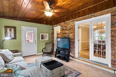 12816 Jingle Ln, Silver Spring, MD 20906 photo 8