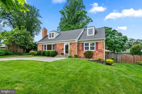 12816 Jingle Ln, Silver Spring, MD 20906 photo 3