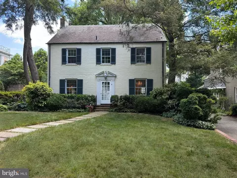 4 E Kirke St, Chevy Chase, MD 20815