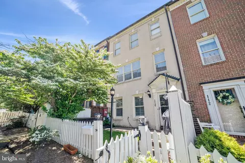 110 Ridgepoint Pl, Gaithersburg, MD 20878
