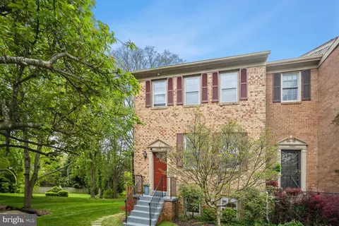 7200 Swansong Way, Bethesda, MD 20817