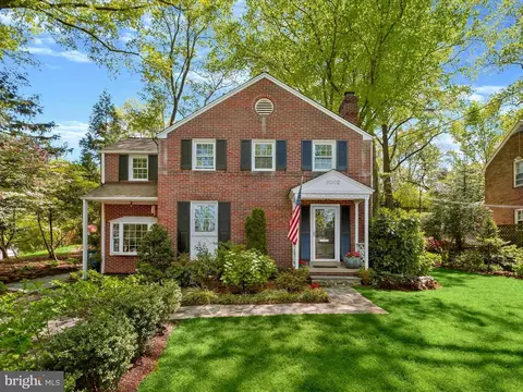6002 Milo Dr, Bethesda, MD 20816