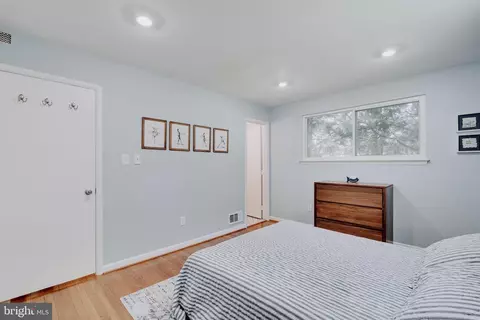 217 Hillsboro Dr, Silver Spring, MD 20902 photo 29