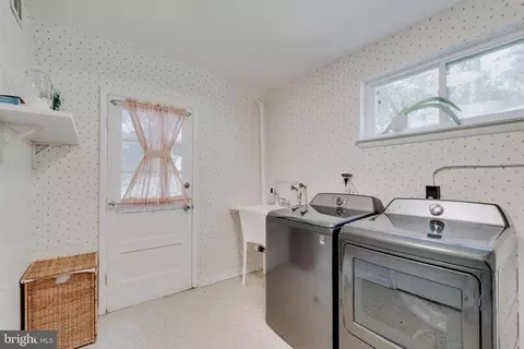 217 Hillsboro Dr, Silver Spring, MD 20902 photo 39