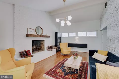 217 Hillsboro Dr, Silver Spring, MD 20902 photo 8