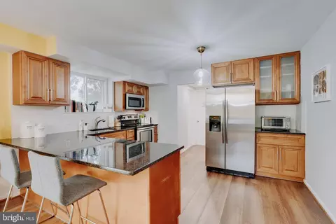 217 Hillsboro Dr, Silver Spring, MD 20902 photo 18