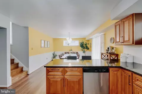 217 Hillsboro Dr, Silver Spring, MD 20902 photo 20