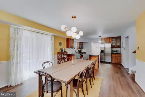 217 Hillsboro Dr, Silver Spring, MD 20902 photo 15