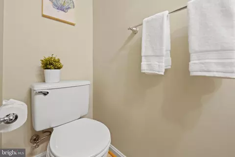 Bath - 13713 Castle Cliff Way, Silver Spring, MD 20904 photo 1 of 8