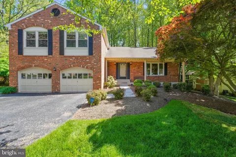 13713 Castle Cliff Way, Silver Spring, MD 20904