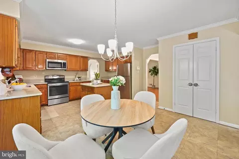 Kitchen - 13713 Castle Cliff Way, Silver Spring, MD 20904 photo 7 of 7