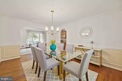 Dining - 13713 Castle Cliff Way, Silver Spring, MD 20904 photo 4 of 5