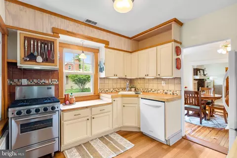 720 Easley St, Silver Spring, MD 20910 photo 12