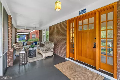 720 Easley St, Silver Spring, MD 20910 photo 3