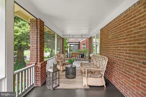 720 Easley St, Silver Spring, MD 20910 photo 4