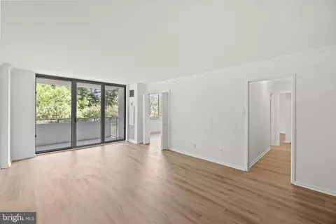 5101 River Rd #314, Bethesda, MD 20816